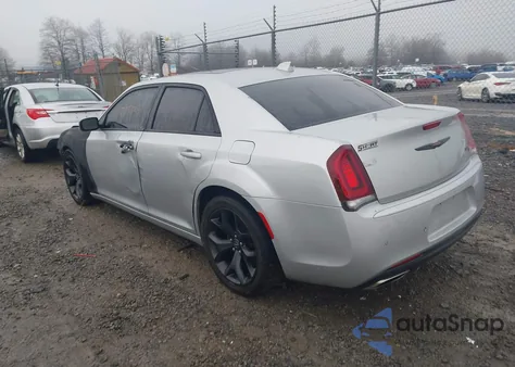 2021 Chrysler 300 300S z USA, uszkodzony, nr VIN 2C3CCABG4MH550120